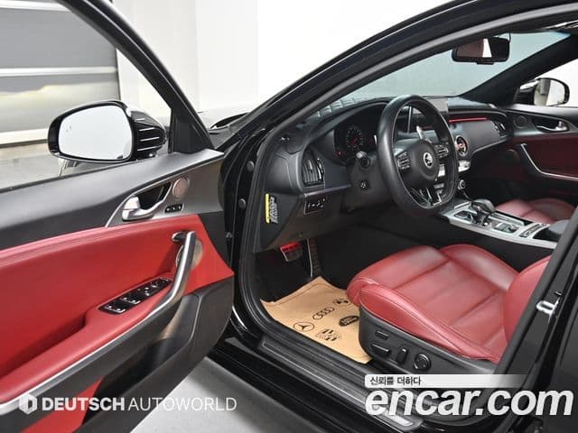 Kia Stinger 2018 — ფოტო 11/20
