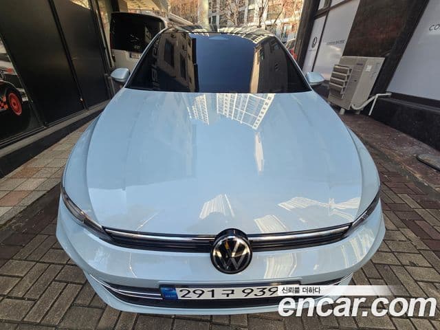 Volkswagen Golf 2025 — ფოტო 7/8