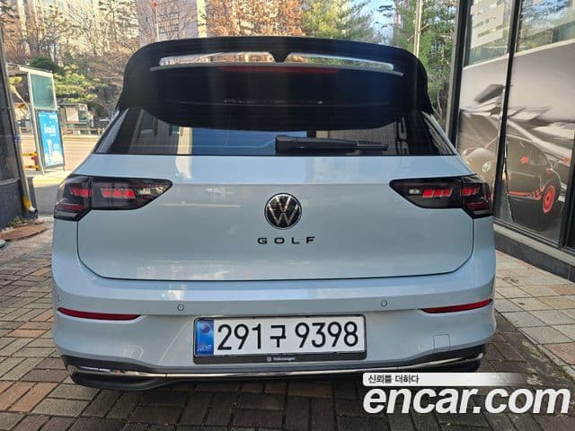 Volkswagen Golf 2025 — ფოტო 1/8
