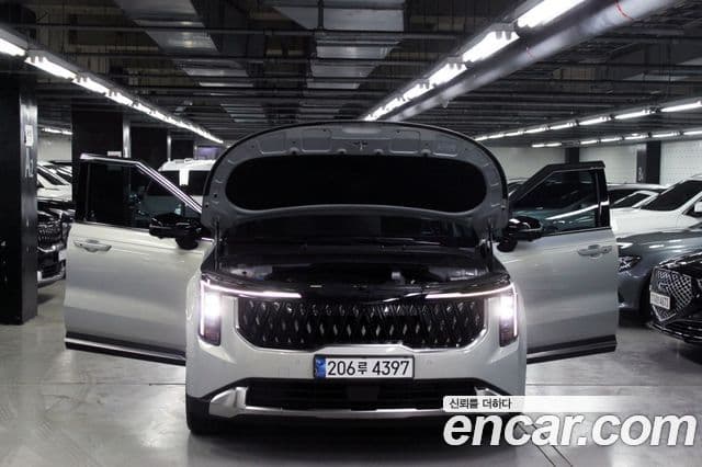 Kia Carnival 2024 — Şəkil 17/20