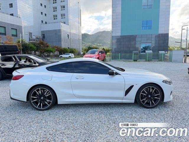 BMW 8 Series 2026 — ფოტო 10/15