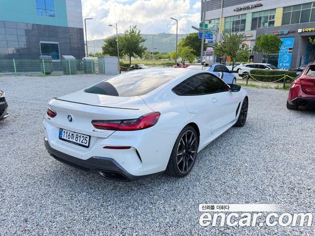 BMW 8 Series 2026 — ფოტო 12/15