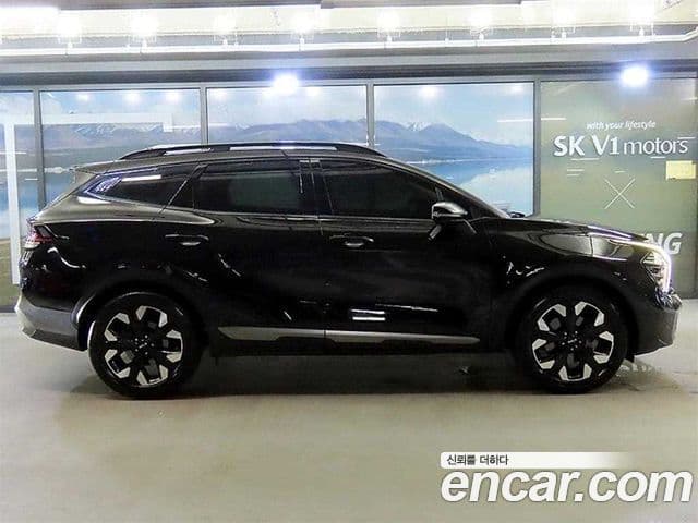 Kia Sportage 2022 — ფოტო 2/20