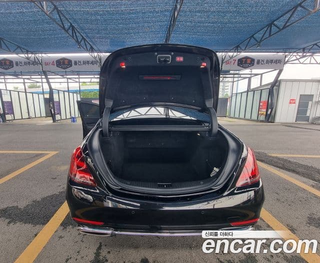 Mercedes-Benz S-Class 2018 — ფოტო 7/10