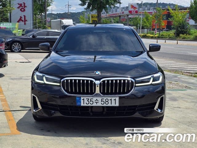 BMW 5 Series 2021 — Şəkil 2/20