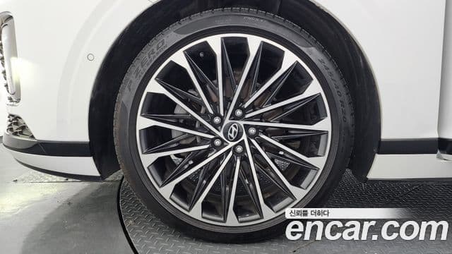 Hyundai Grandeur 2023 — ფოტო 4/20