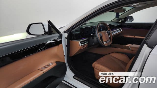Hyundai Grandeur 2023 — ფოტო 9/20