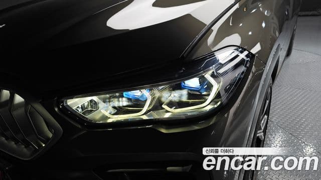 BMW X6 2022 — Photo 12/30