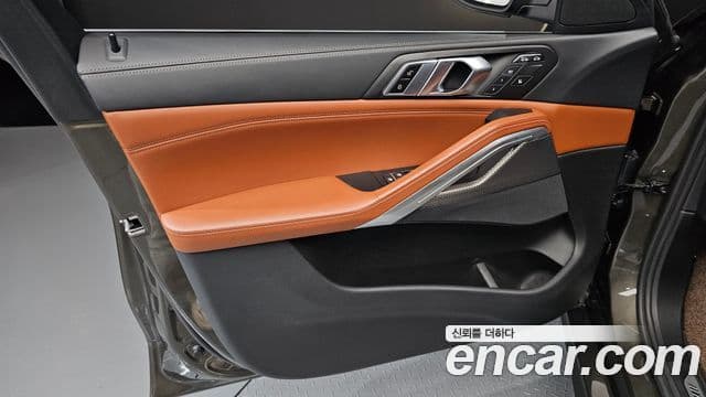 BMW X6 2022 — Photo 24/30