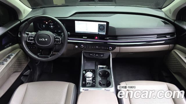 Kia Carnival 2024 — Şəkil 7/20