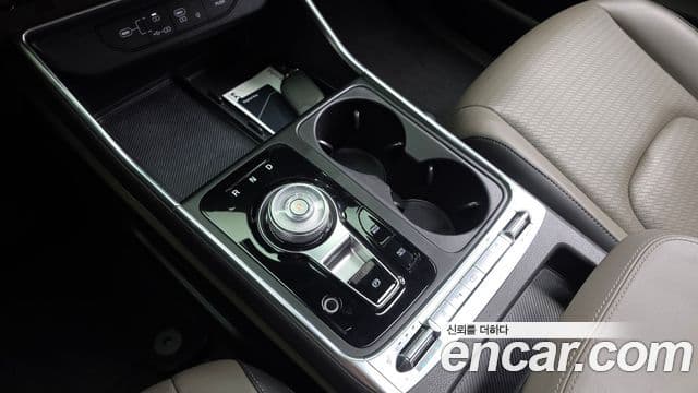 Kia Carnival 2024 — Şəkil 9/20