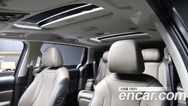 Kia Carnival 2024 — Şəkil 17/20
