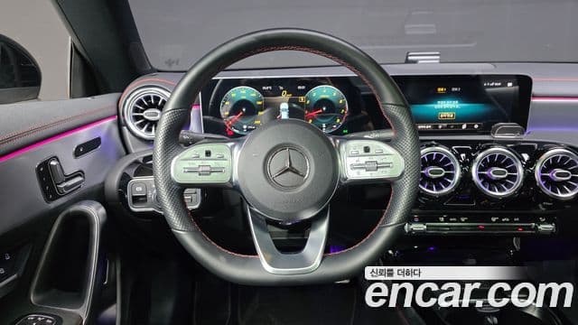 Mercedes-Benz CLA-Class 2020 — Photo 19/31