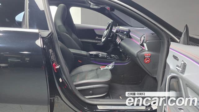 Mercedes-Benz CLA-Class 2020 — Photo 7/31
