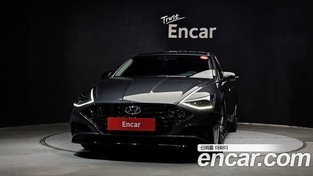 Hyundai Sonata 2020 — ფოტო 3/20