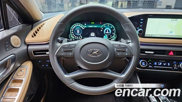 Hyundai Sonata 2020 — ფოტო 12/20