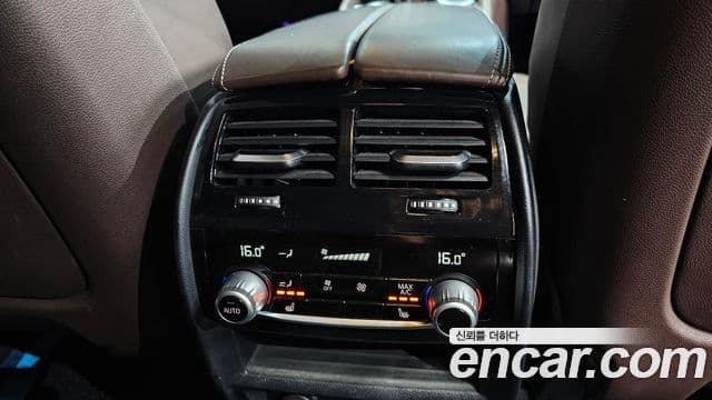BMW 5 Series 2020 — Фото 18/20