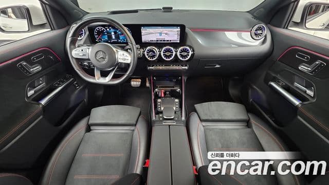 Mercedes-Benz GLA-Class 2021 — Şəkil 7/20