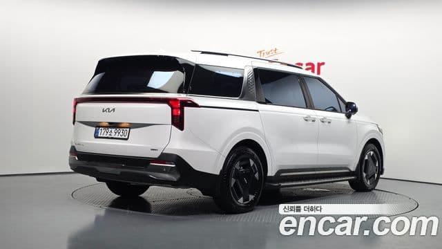 Kia Carnival 2025 — Фото 2/20