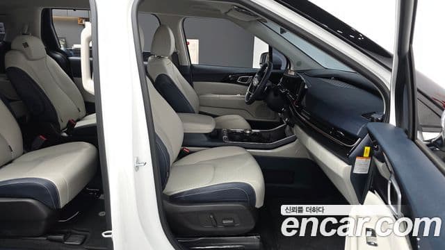Kia Carnival 2025 — Фото 11/20