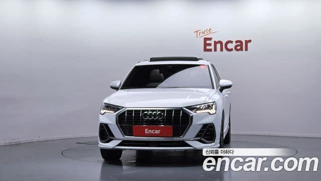 Audi Q3 2023 — ფოტო 2/20