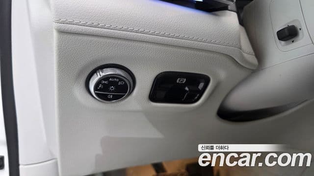 Mercedes-Benz EQE SUV 2023 — ფოტო 6/35