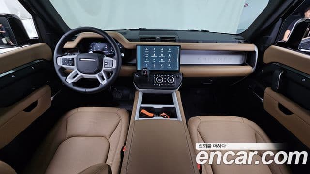 Land Rover Defender 2026 — ფოტო 7/20
