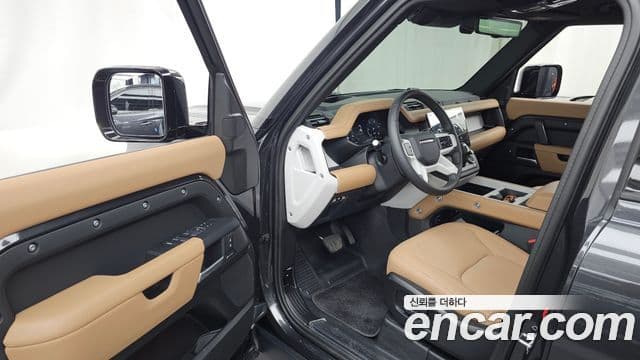 Land Rover Defender 2026 — ფოტო 10/20