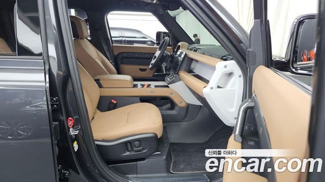 Land Rover Defender 2026 — ფოტო 11/20