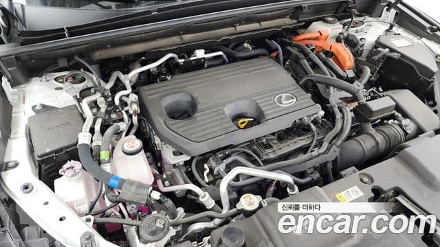 Lexus NX450h+ 2025 — Photo 23/34
