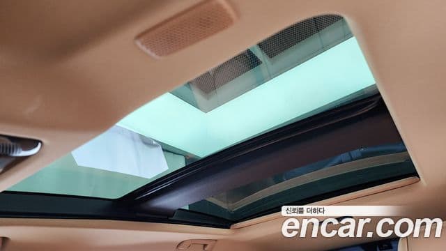 Lexus NX450h+ 2025 — Photo 18/34
