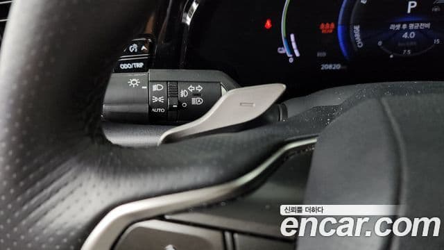 Lexus NX450h+ 2025 — Photo 33/34