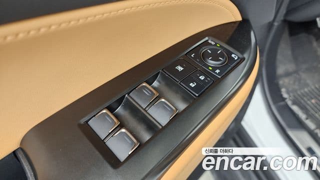 Lexus NX450h+ 2025 — Photo 26/34