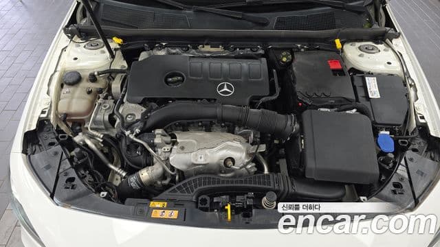 Mercedes-Benz A-Class 2020 — Фото 6/20
