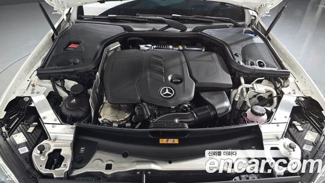 Mercedes-Benz E-Class 2023 — Фото 5/20