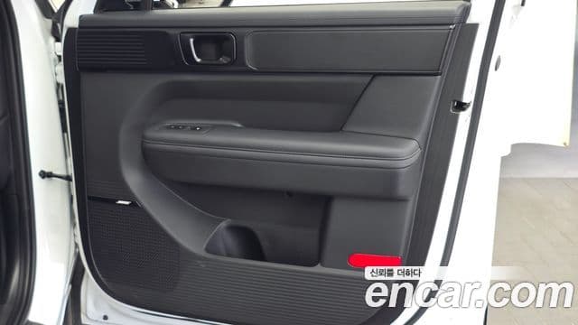 Hyundai Santa Fe 2024 — Photo 30/42