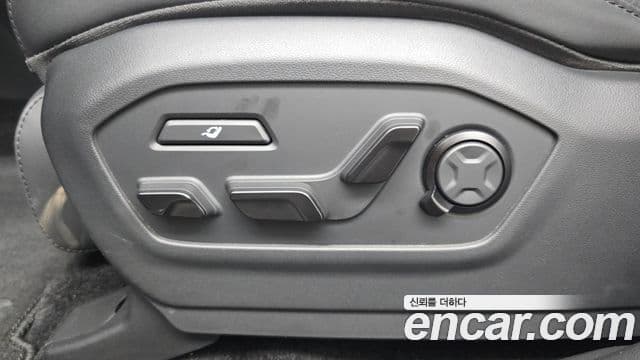 Hyundai Santa Fe 2024 — Photo 20/42