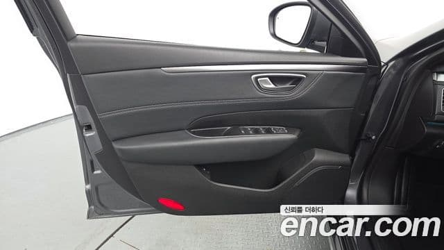 Renault Samsung SM6 2023 — Şəkil 25/30