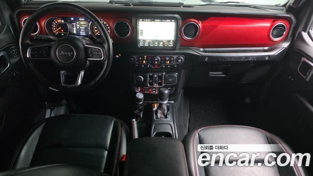 Jeep Wrangler 2023 — ფოტო 7/20