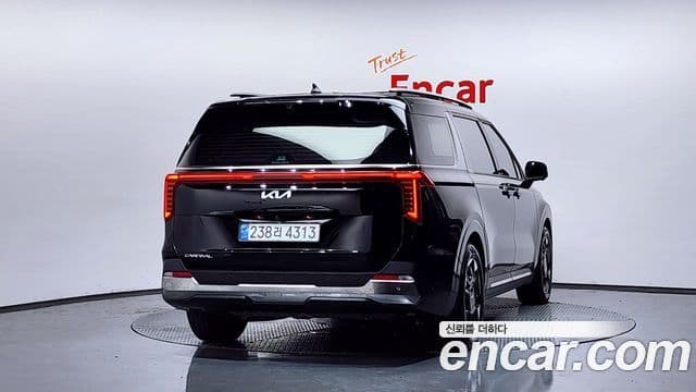 Kia Carnival 2024 — Şəkil 3/20