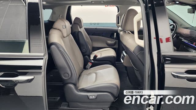 Kia Carnival 2024 — Şəkil 10/20