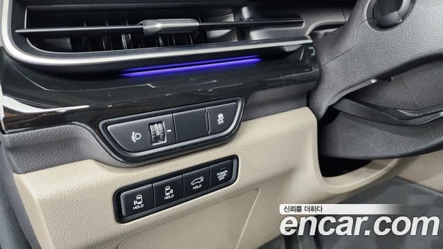Kia Carnival 2024 — Şəkil 39/40