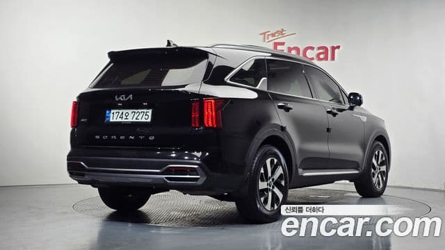 Kia Sorento 2021 — Фото 2/20