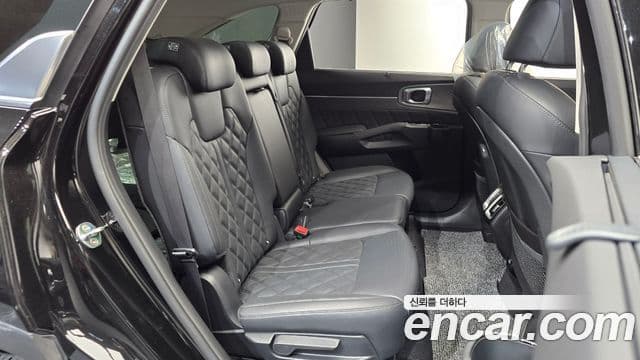 Kia Sorento 2021 — Фото 11/20