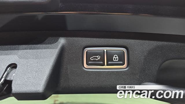Kia Sorento 2021 — Фото 18/20