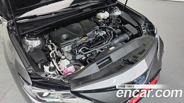 Toyota Camry 2023 — Photo 14/20