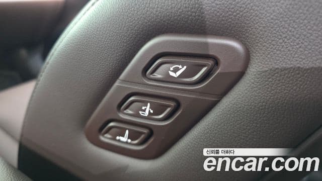 Hyundai Grandeur 2025 — ფოტო 17/20
