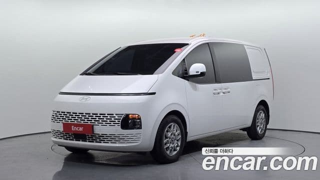 Hyundai Staria 2025 — ფოტო 1/20