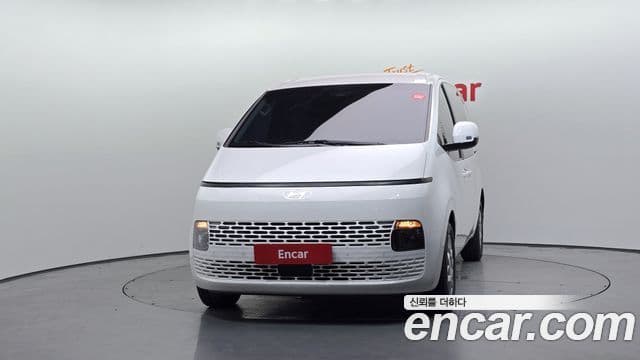 Hyundai Staria 2025 — ფოტო 3/20
