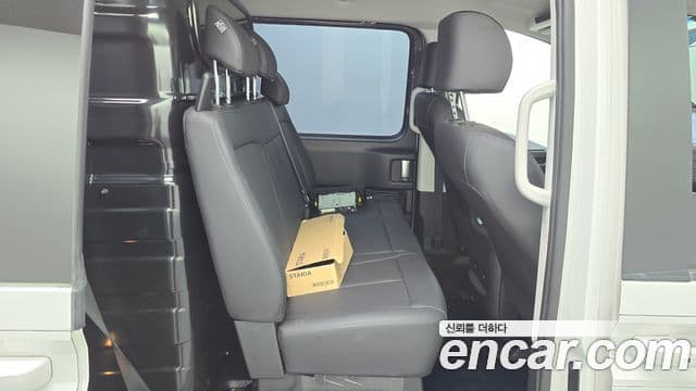 Hyundai Staria 2025 — ფოტო 11/20